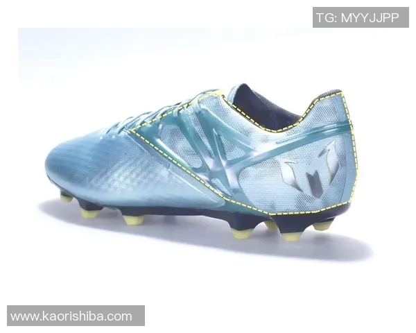 足球历史上最贵的球鞋是谁打造的 价值突破天际的背后故事